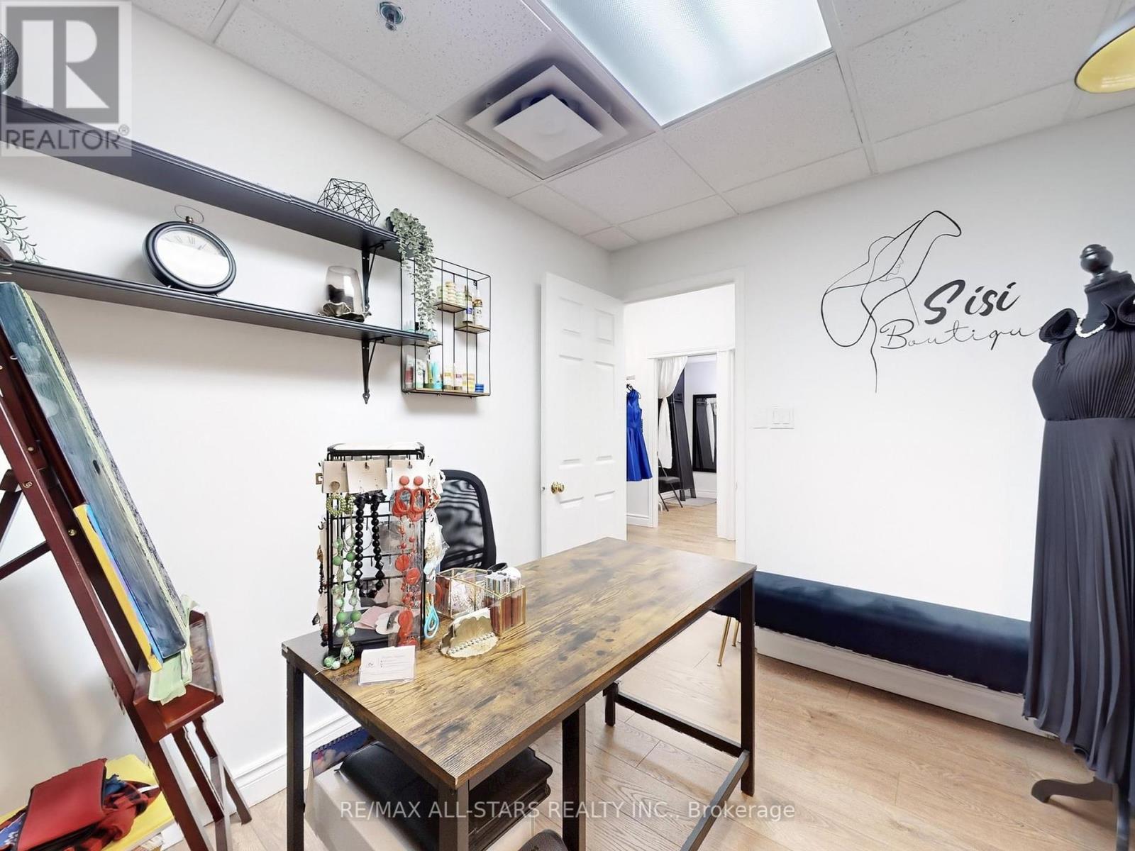 3a - 38 Wellington Street E, Aurora, Ontario  L4G 1H5 - Photo 13 - N12318303