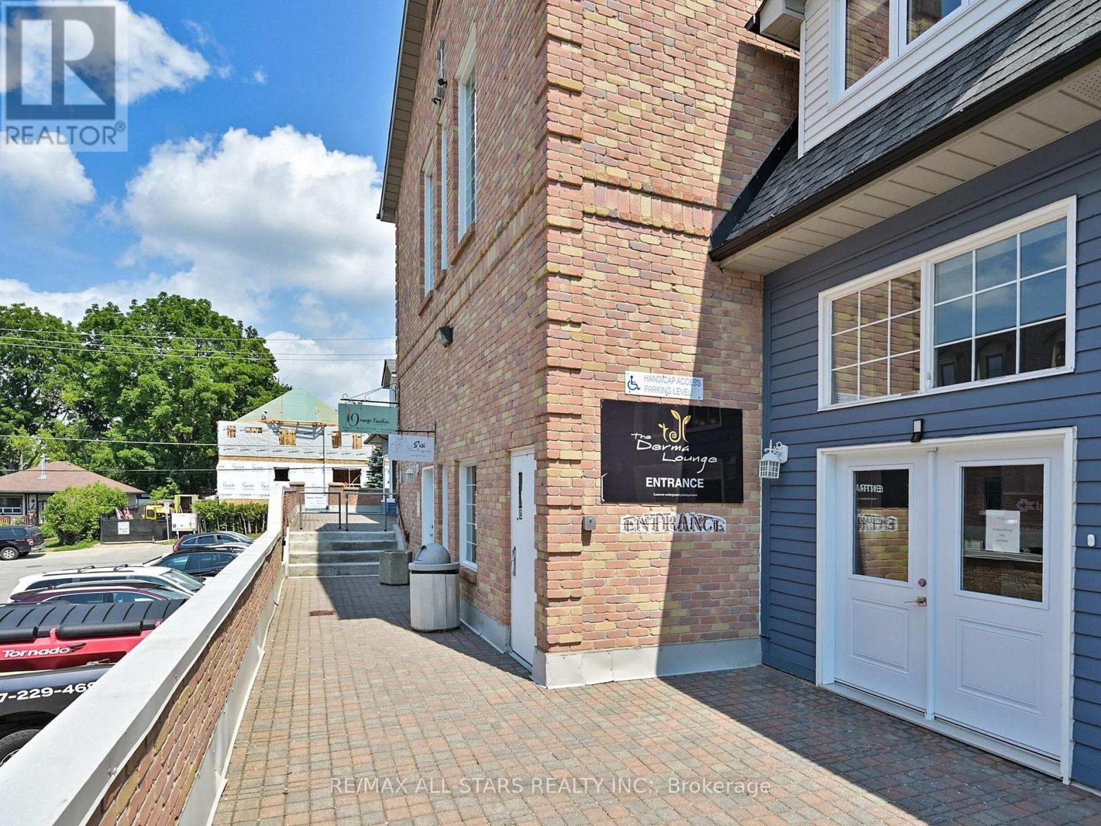 3a - 38 Wellington Street E, Aurora, Ontario  L4G 1H5 - Photo 4 - N12318303