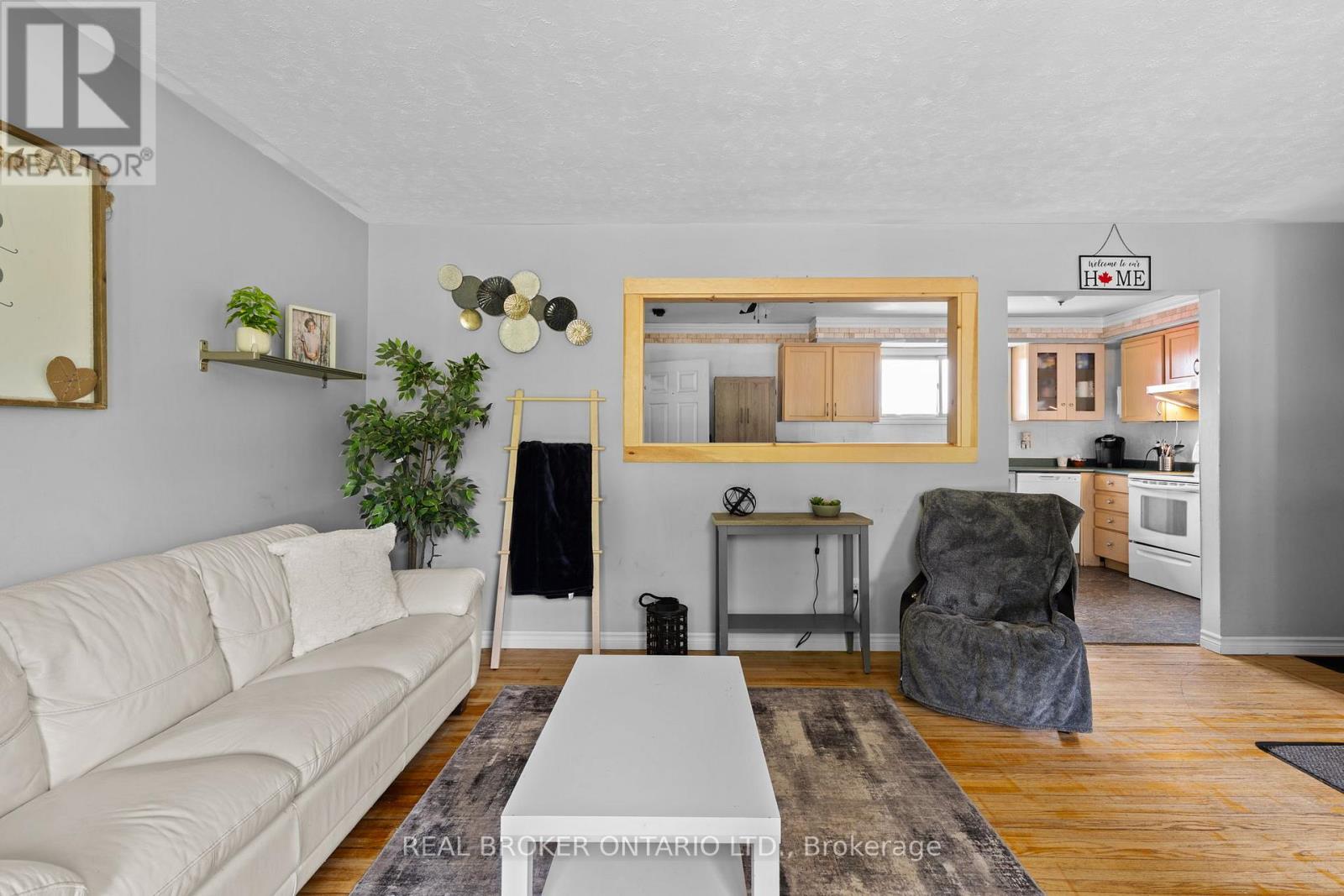 12 Olive Drive, Oro-Medonte (Prices Corners), Ontario  L3V 6H2 - Photo 6 - S12318350