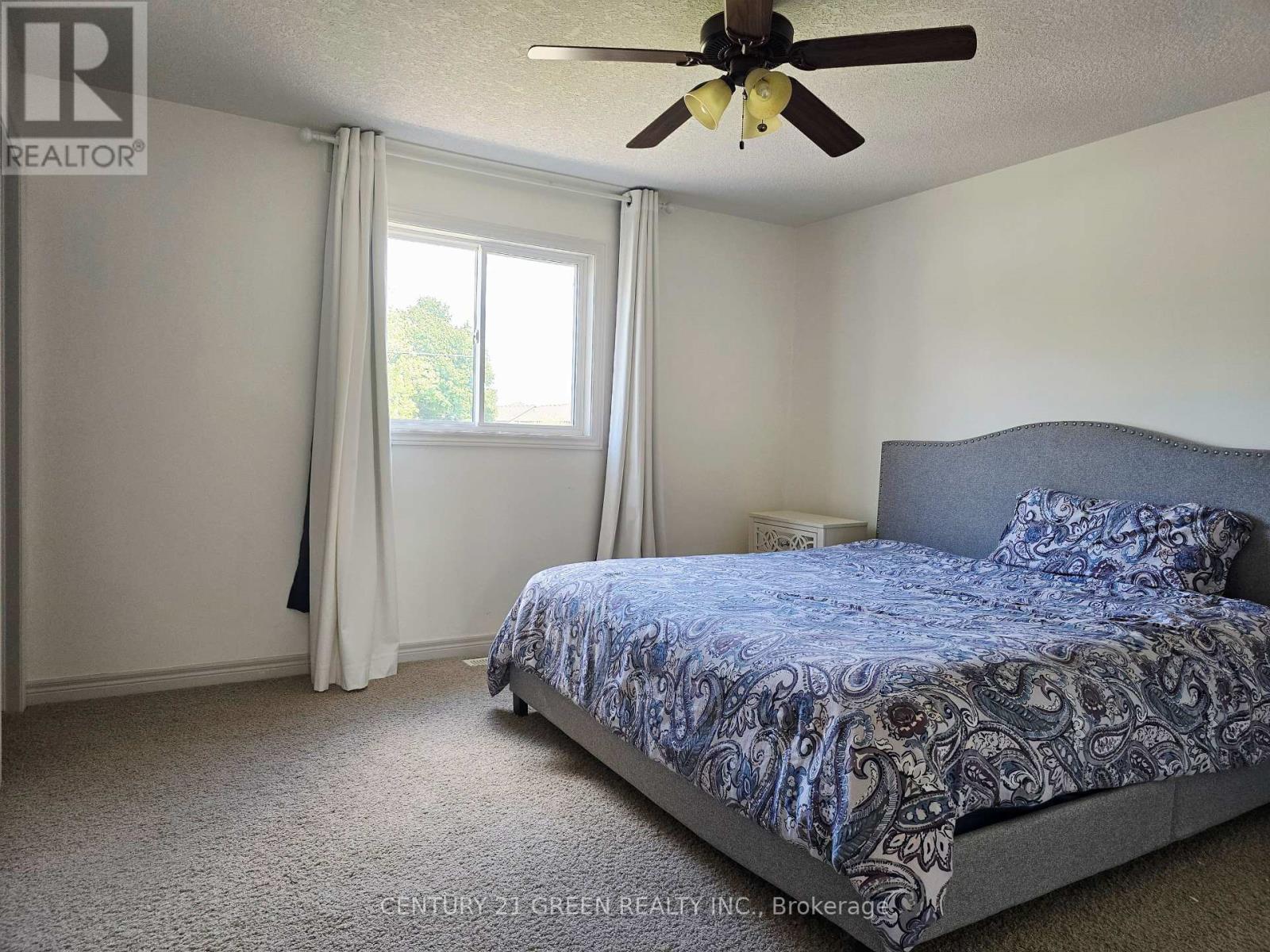 120 Wedgewood Drive, Woodstock (Woodstock - North), Ontario  N4T 0E2 - Photo 13 - X12318297