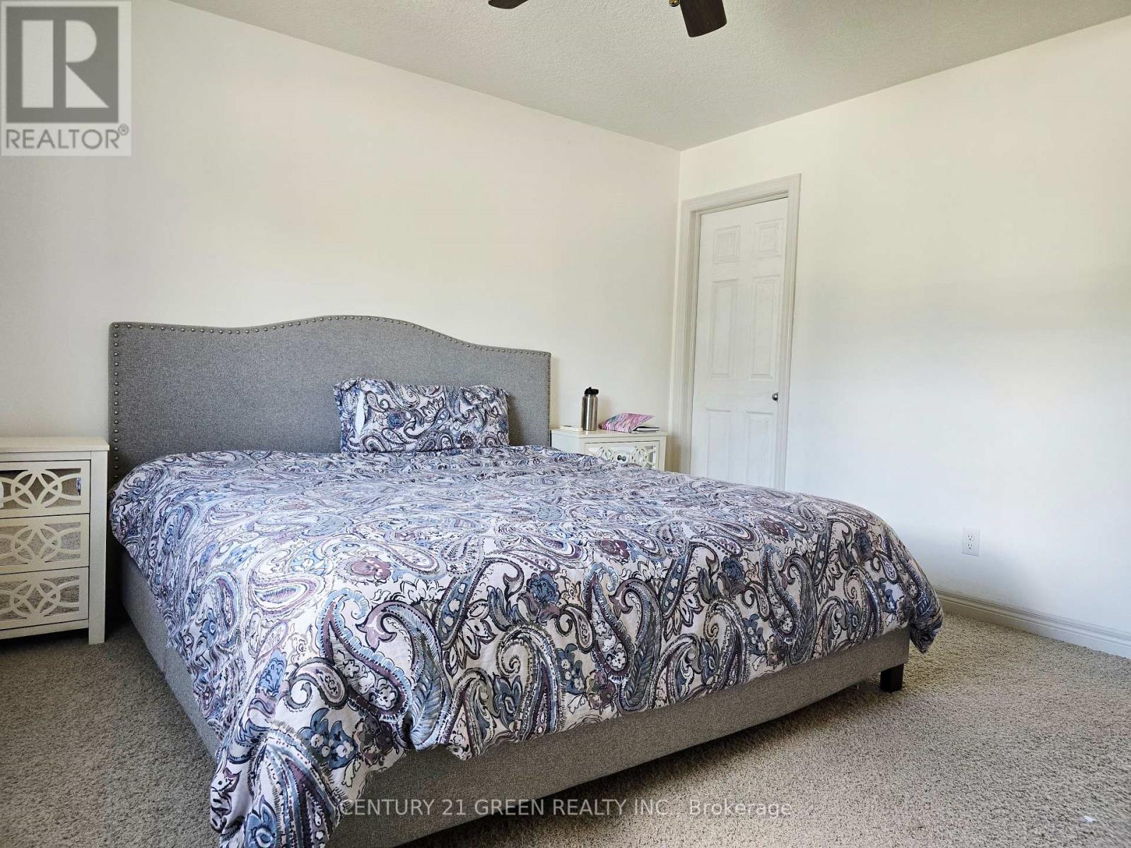 120 Wedgewood Drive, Woodstock (Woodstock - North), Ontario  N4T 0E2 - Photo 14 - X12318297