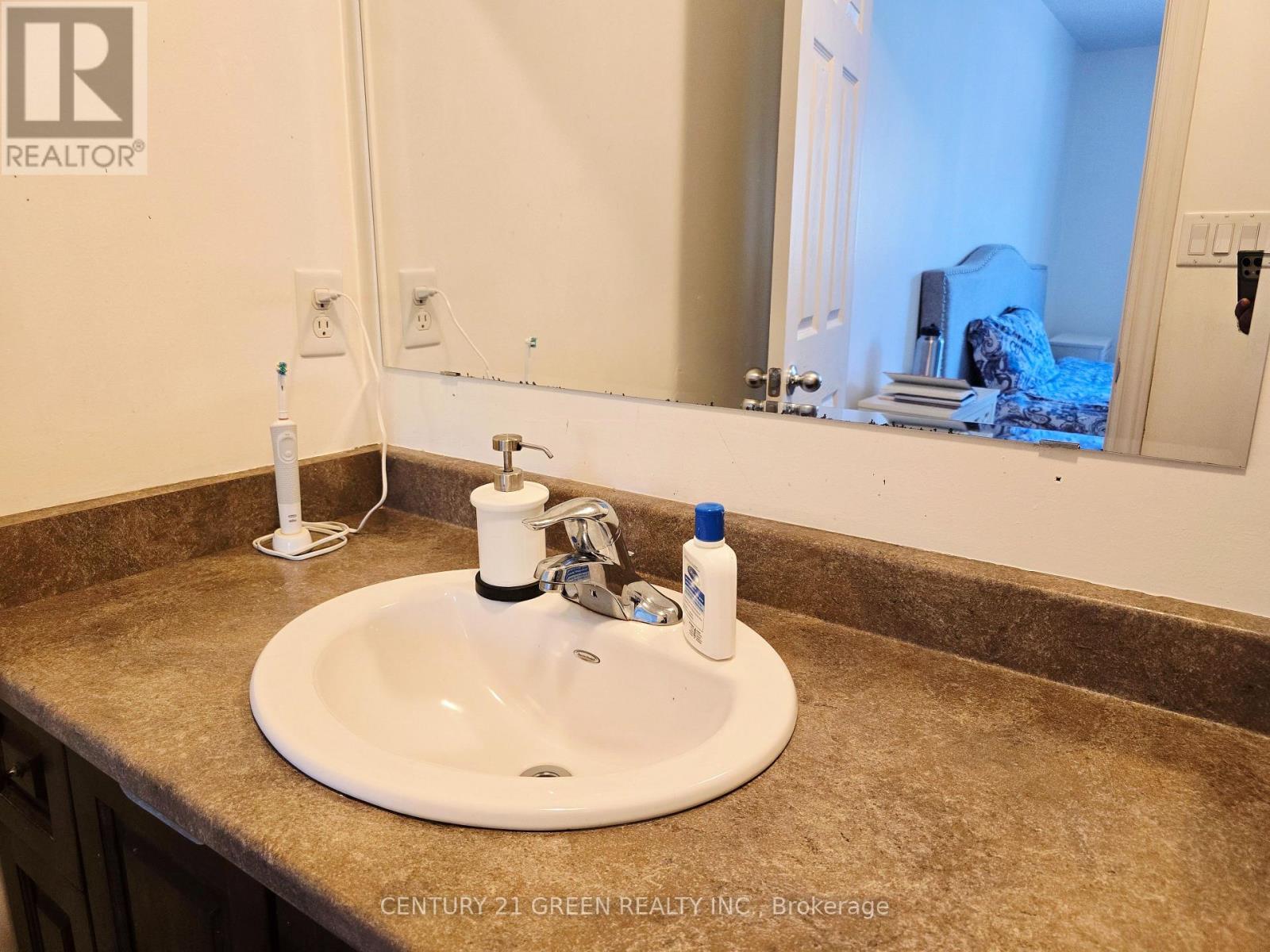 120 Wedgewood Drive, Woodstock (Woodstock - North), Ontario  N4T 0E2 - Photo 15 - X12318297