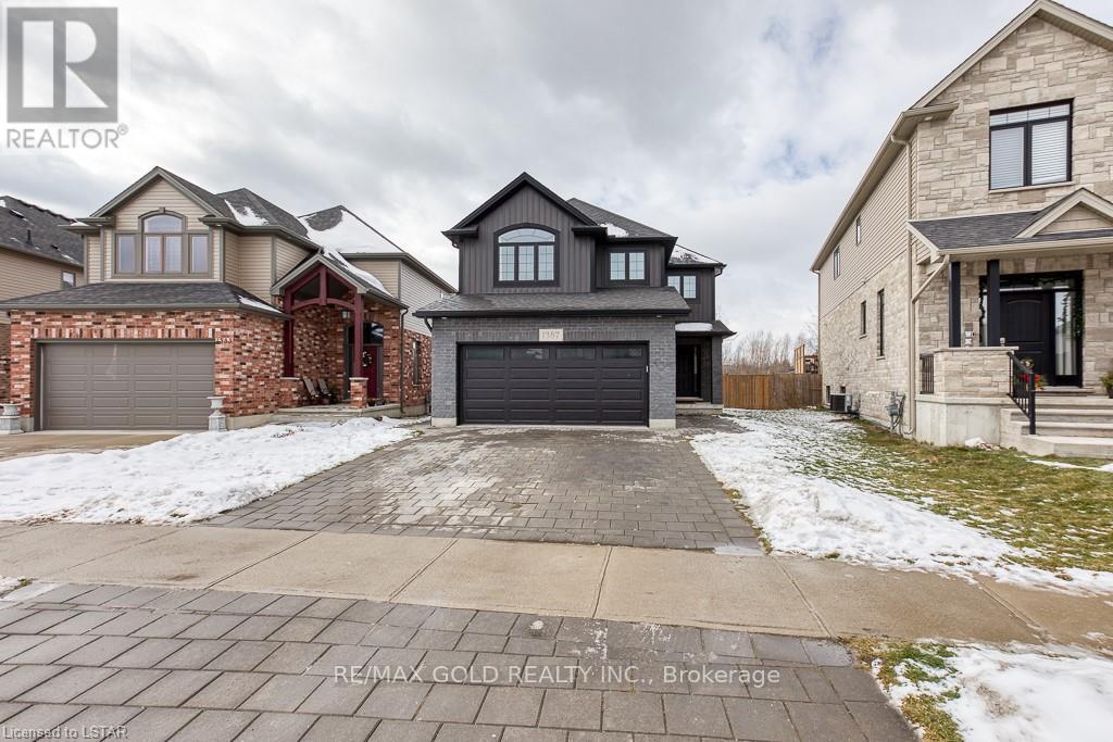1387 Howlett Circle, London North, Ontario  N5X 0K6 - Photo 1 - X12318311