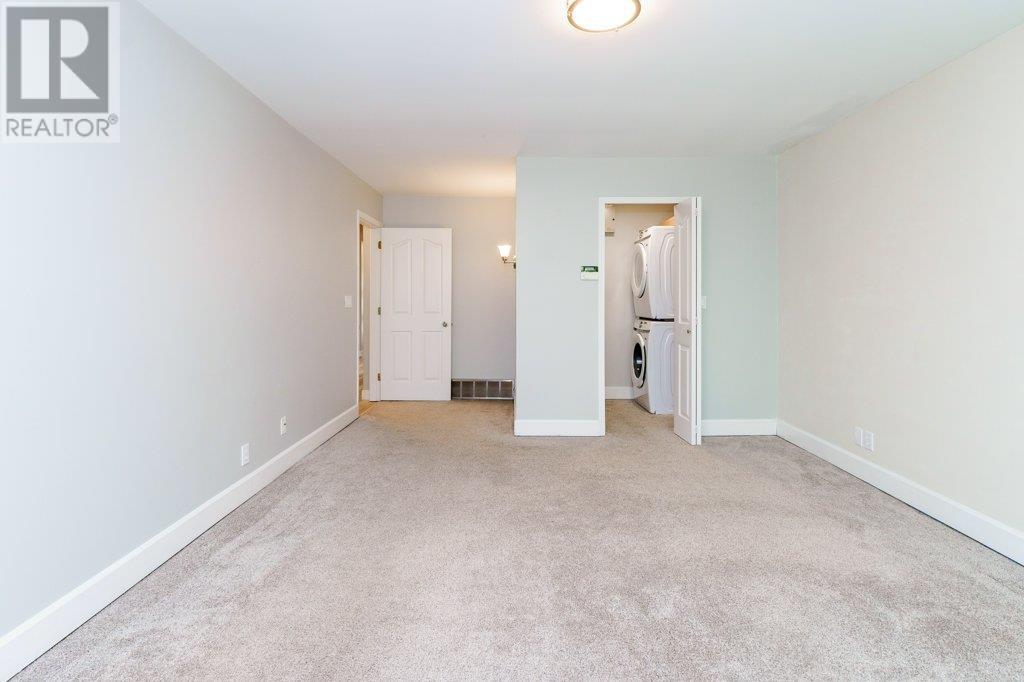 12060 208 Street, Maple Ridge, British Columbia  V2X 4W8 - Photo 25 - R3026585
