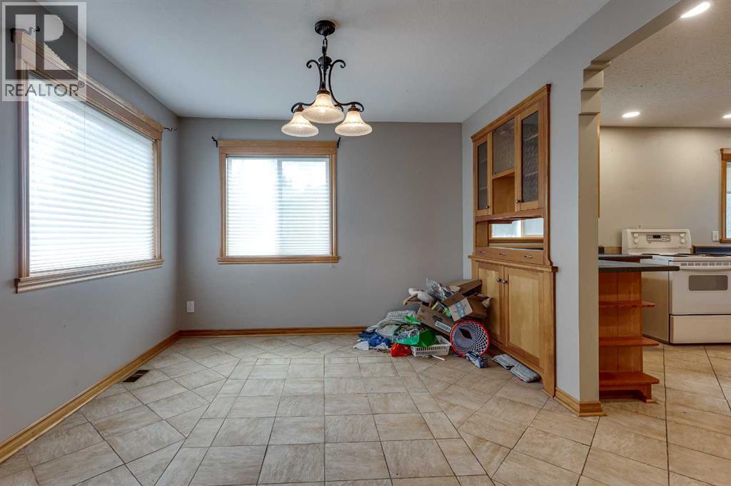 4535 Moore Crescent, Red Deer, Alberta  T4N 2M1 - Photo 6 - A2236683