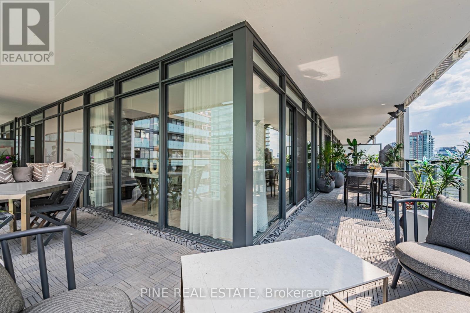 1305 - 25 Richmond Street E, Toronto (Church-Yonge Corridor), Ontario  M5C 0A6 - Photo 32 - C12318377