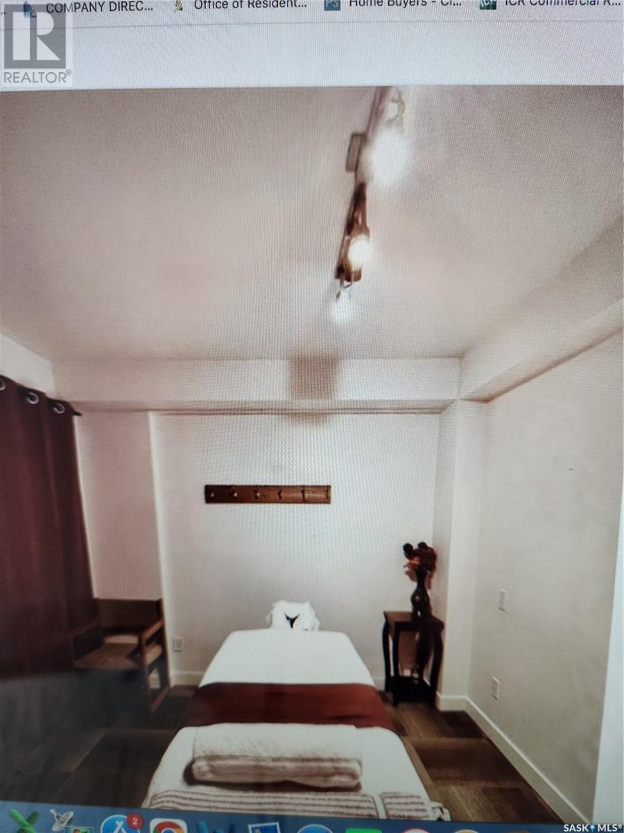 814 20th Street W, Saskatoon, Saskatchewan  S7M 0Y3 - Photo 2 - SK014339