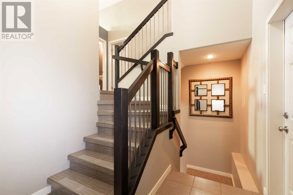 Property at 93 Riverine Lane W image 4