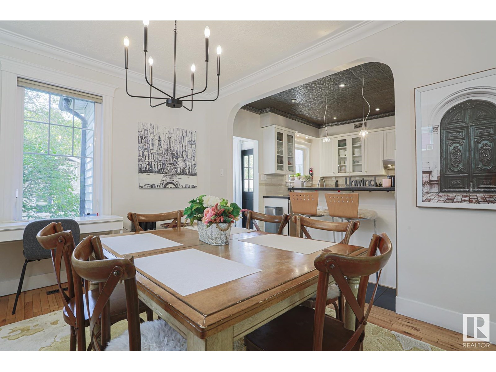 Property at 9829 88 AV NW image 4