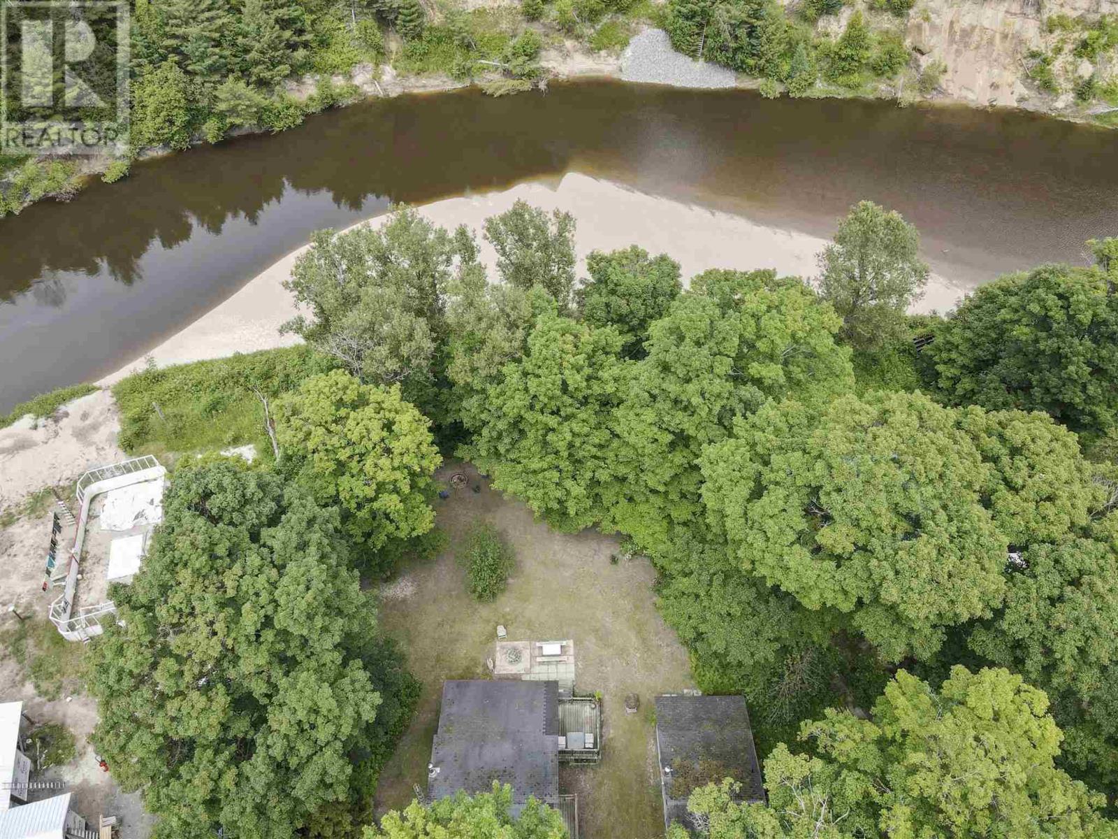 Property at 190 Bye Side RD image 3