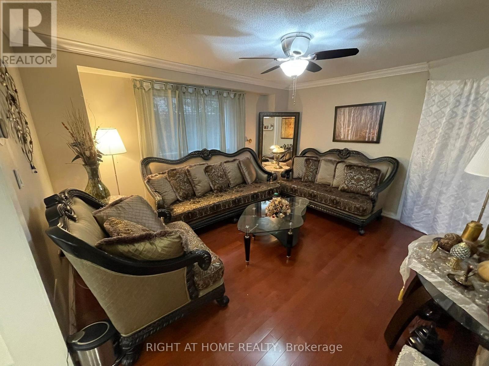 1627 MIDDLETON STREET, Pickering, Ontario