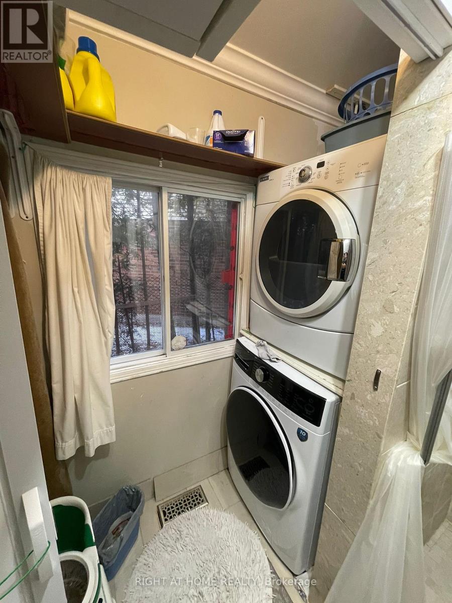 1627 Middleton Street, Pickering, Ontario  L1X 2L5 - Photo 37 - E12318418