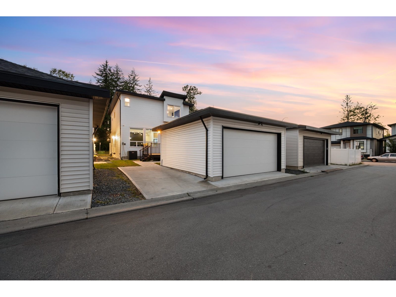 7652 206 Street, Langley, British Columbia  V2Y 3P6 - Photo 38 - R3032700