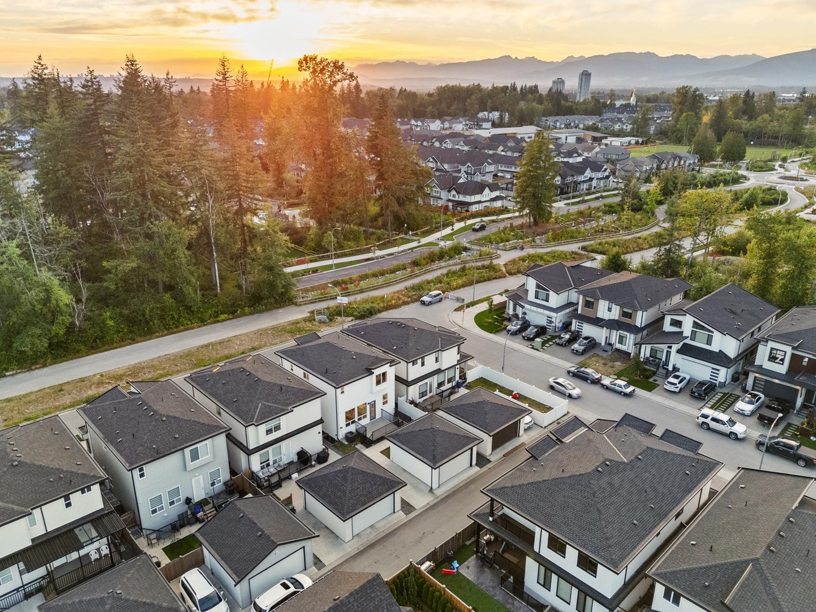 7652 206 Street, Langley, British Columbia  V2Y 3P6 - Photo 39 - R3032700