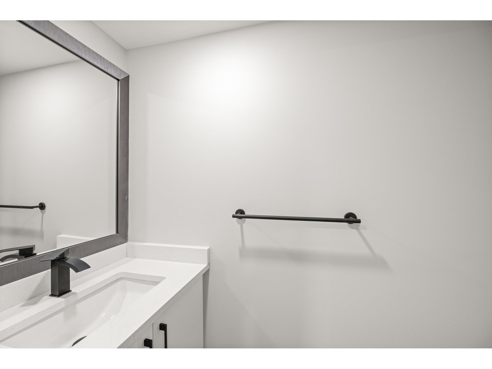 7652 206 Street, Langley, British Columbia  V2Y 3P6 - Photo 30 - R3032700