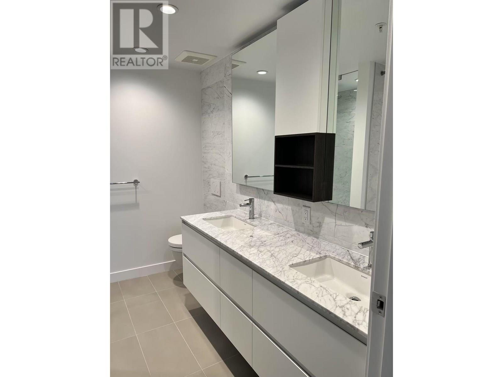 507 6000 MCKAY AVENUE, Burnaby, British Columbia