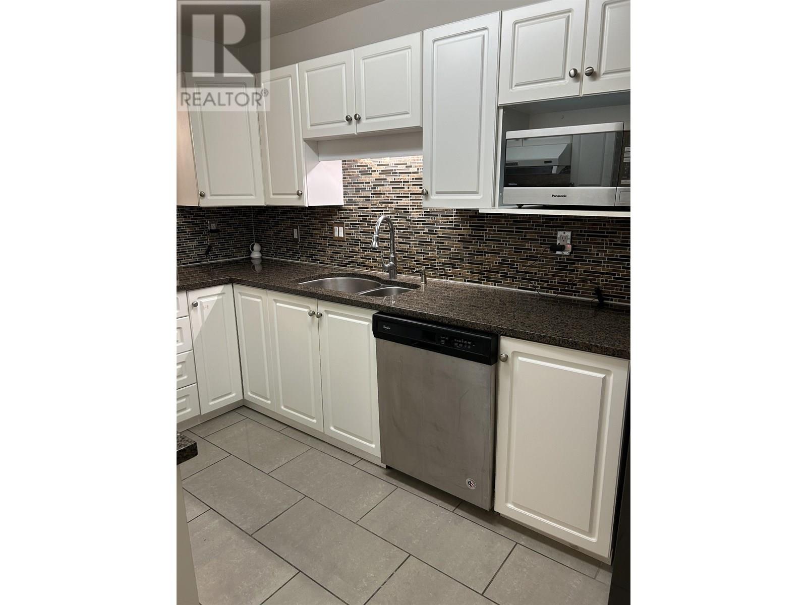 203 1958 E 47th Avenue, Vancouver, British Columbia  V5P 3X5 - Photo 8 - R3031940