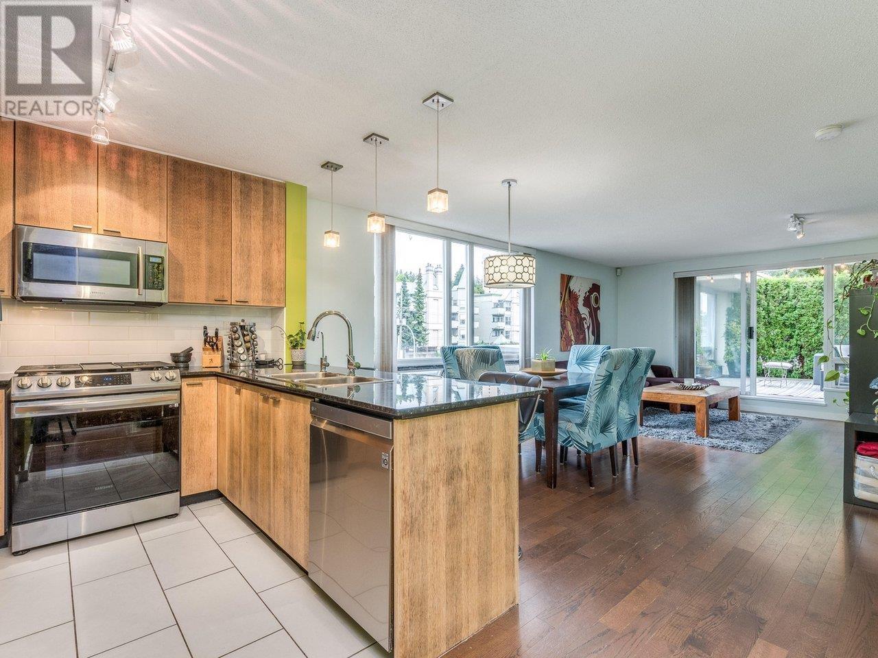 501 39 Sixth Street, New Westminster, British Columbia  V3L 0B3 - Photo 3 - R3032609