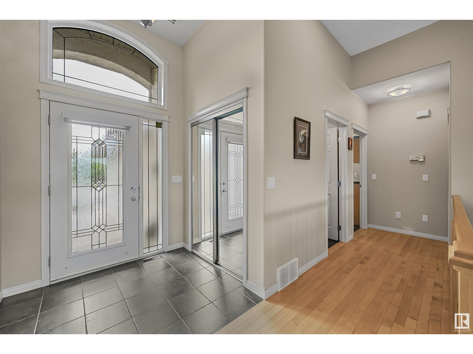 975 Hollingsworth Bn Nw, Edmonton, Alberta  T6R 3G7 - Photo 3 - E4450663