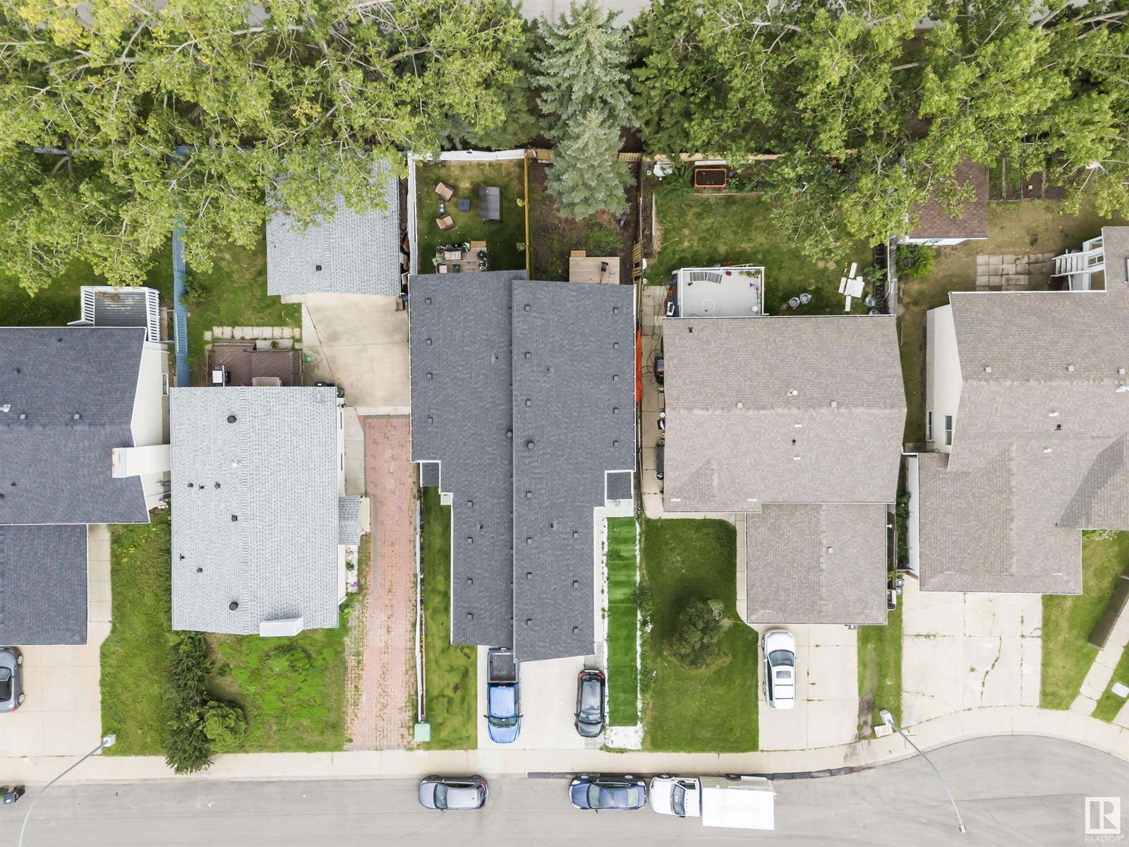 Property at 3516 33 Ave NW NW image 3
