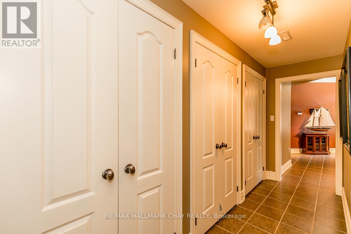 1 Pierce Court, Springwater (Midhurst), Ontario  L0L 1X0 - Photo 33 - S12318463