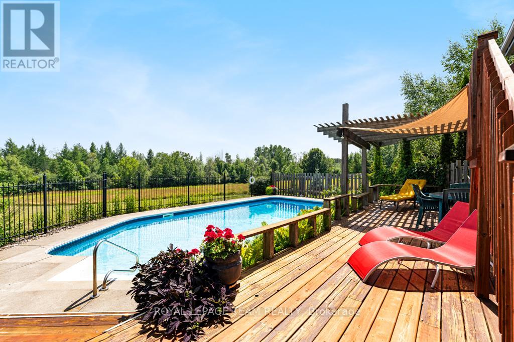 4636 Donnelly Drive, Ottawa, Ontario  K0G 1N0 - Photo 35 - X12318487