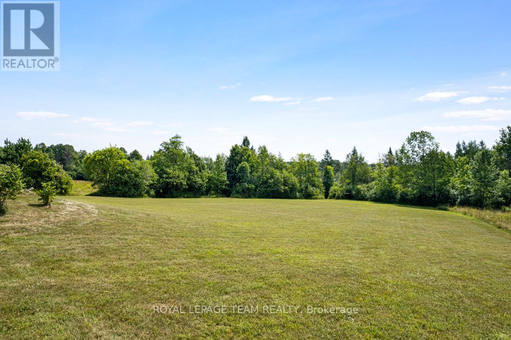 4636 Donnelly Drive, Ottawa, Ontario  K0G 1N0 - Photo 49 - X12318487