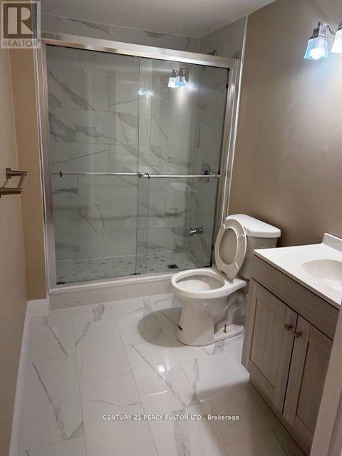 1115 Ridgewood Court, Pickering, Ontario  L1V 6M1 - Photo 12 - E12316335