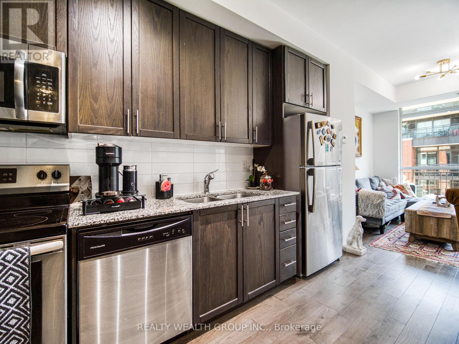 610 - 3091 Dufferin Street, Toronto (Yorkdale-Glen Park), Ontario  M6A 0C4 - Photo 8 - W12231164