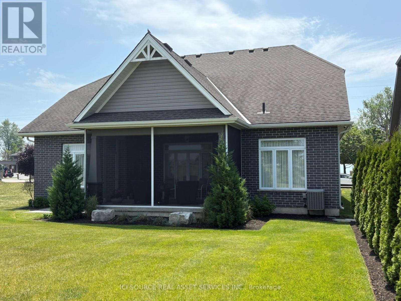 Property at 161A NEW LAKESHORE ROAD image 5