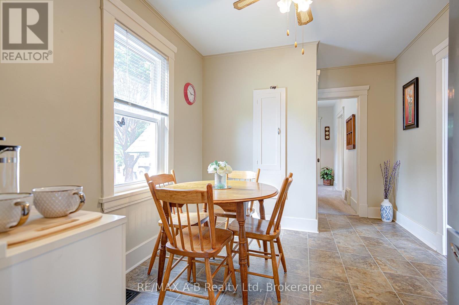 451 Downie Street, Stratford, Ontario  N5A 1X8 - Photo 11 - X12318521