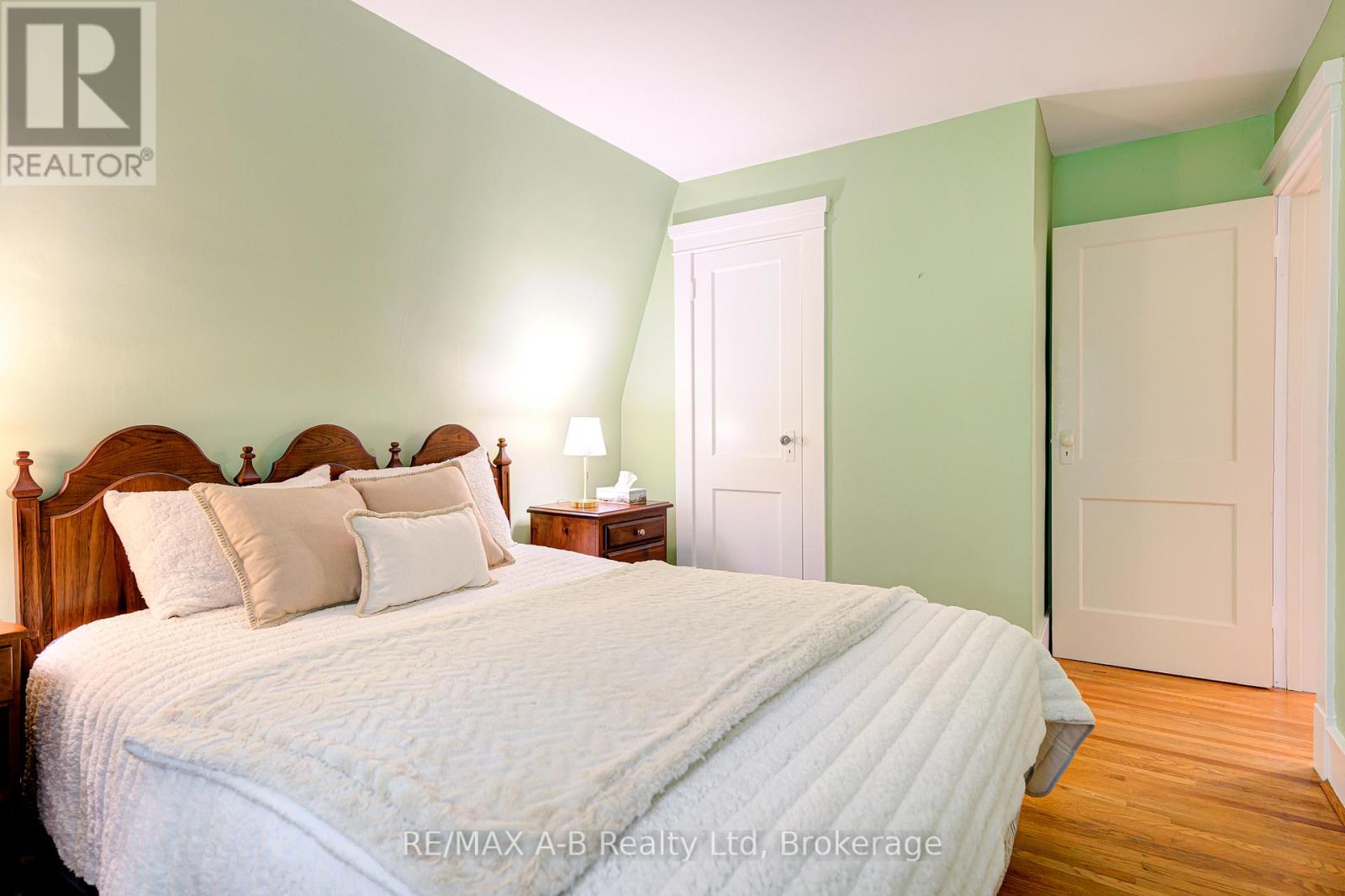 451 Downie Street, Stratford, Ontario  N5A 1X8 - Photo 26 - X12318521