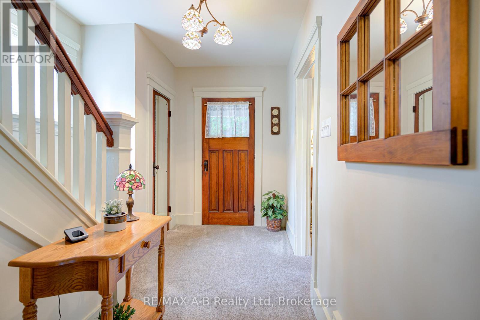 451 Downie Street, Stratford, Ontario  N5A 1X8 - Photo 7 - X12318521