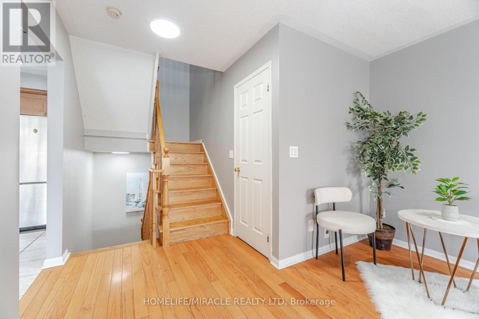 32 - 83 Mondeo Drive, Toronto, Ontario  M1P 5B6 - Photo 28 - E12318523