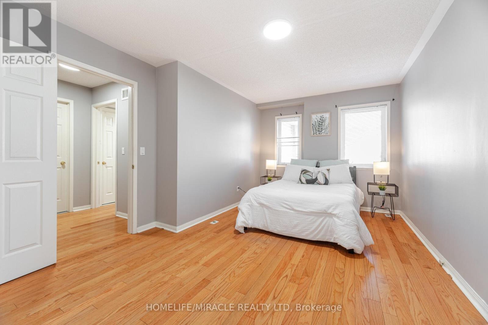 32 - 83 Mondeo Drive, Toronto, Ontario  M1P 5B6 - Photo 35 - E12318523