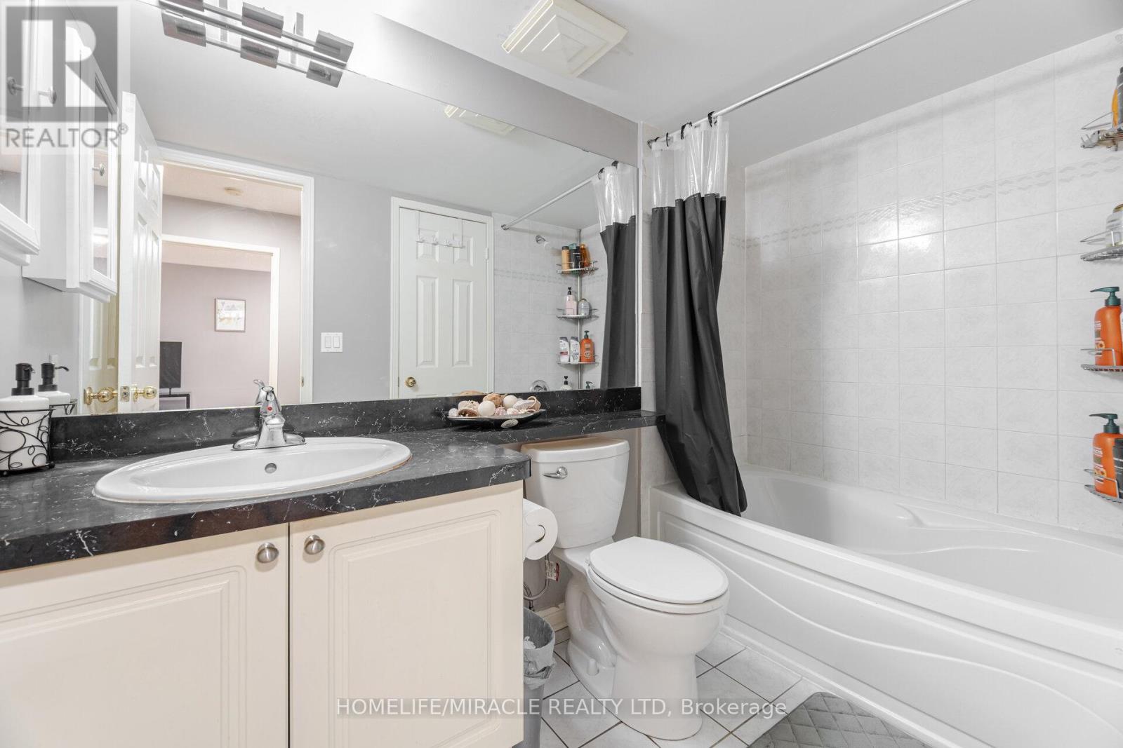 32 - 83 Mondeo Drive, Toronto, Ontario  M1P 5B6 - Photo 38 - E12318523