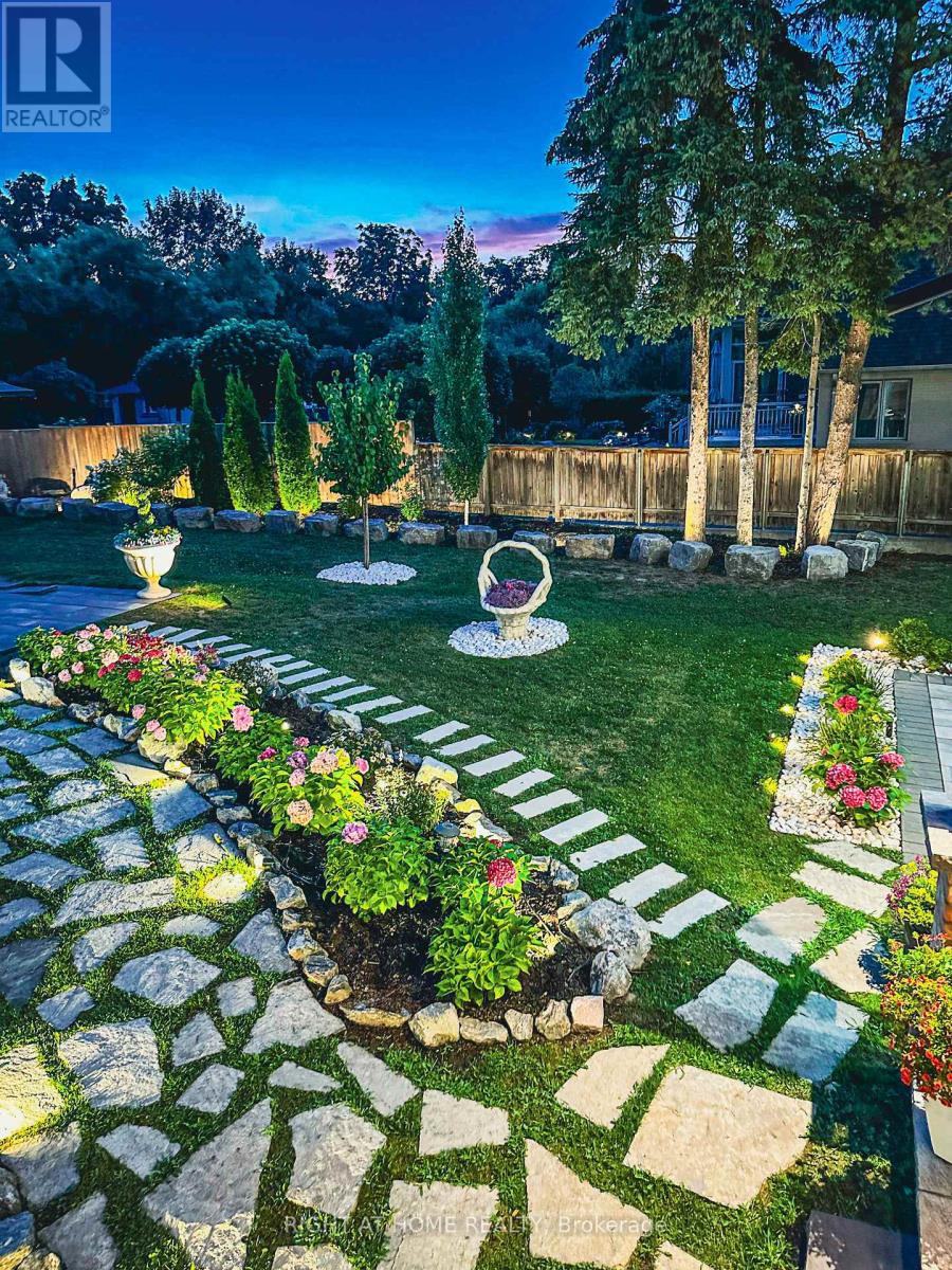 10 Yongeview Avenue, Richmond Hill, Ontario  L4C 7A4 - Photo 47 - N12318491