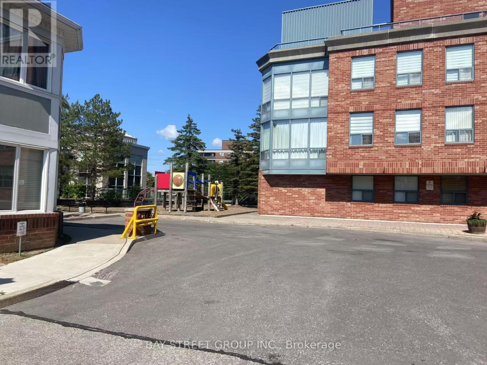 212 - 7378 Yonge Street, Vaughan, Ontario  L4J 8J1 - Photo 17 - N12318505