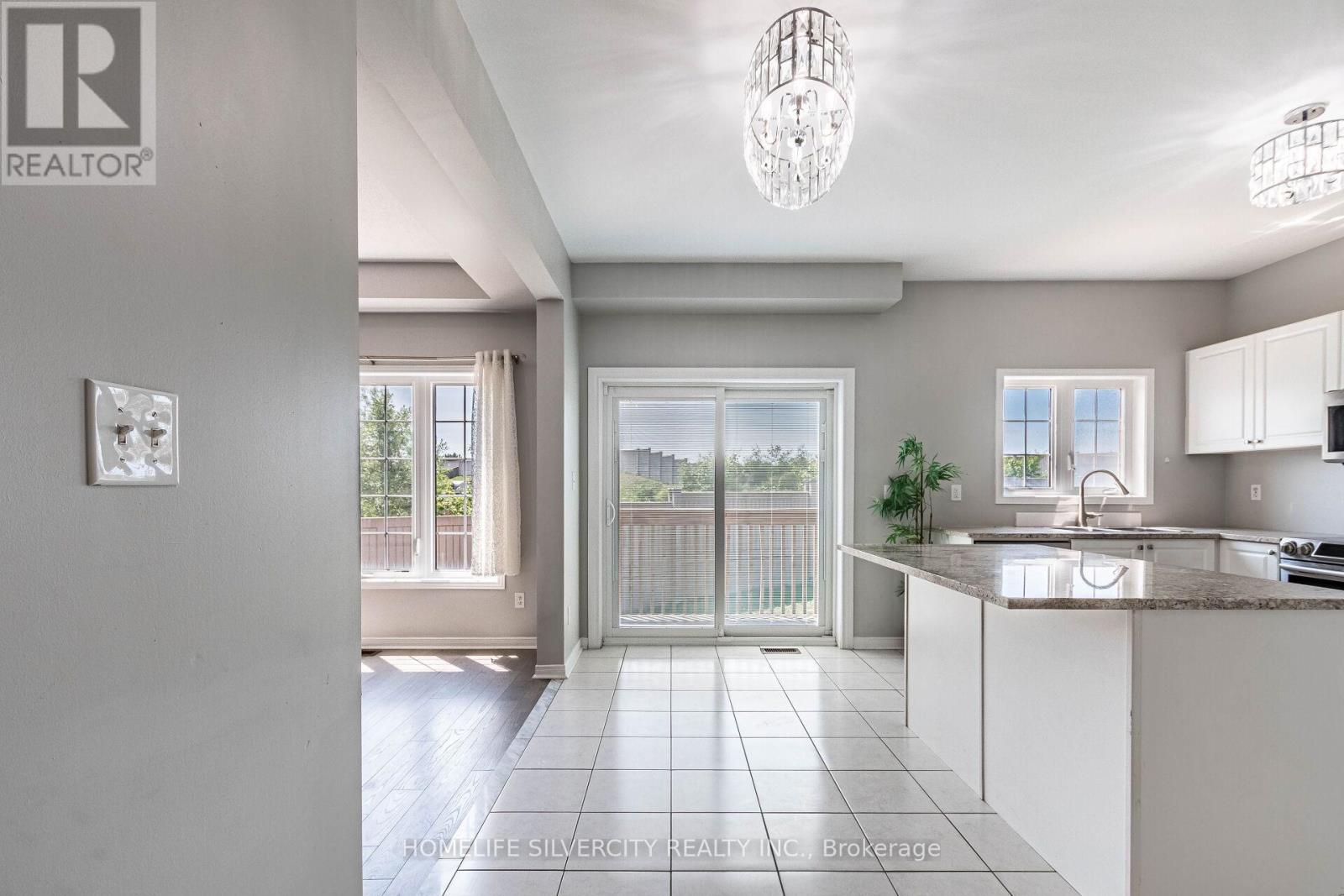42 Cookview Drive, Brampton, Ontario  L6R 3T6 - Photo 16 - W12318515