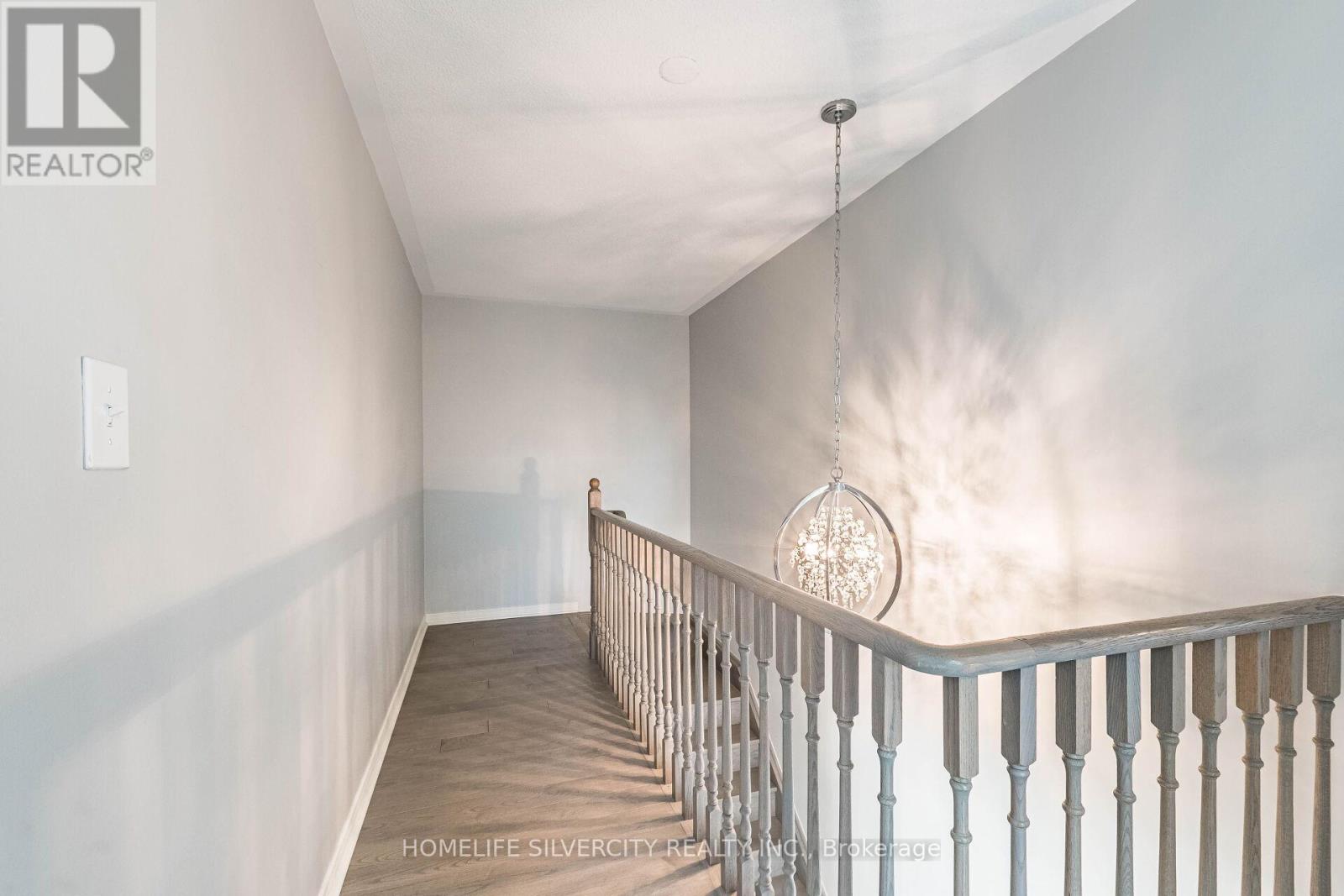42 Cookview Drive, Brampton, Ontario  L6R 3T6 - Photo 21 - W12318515
