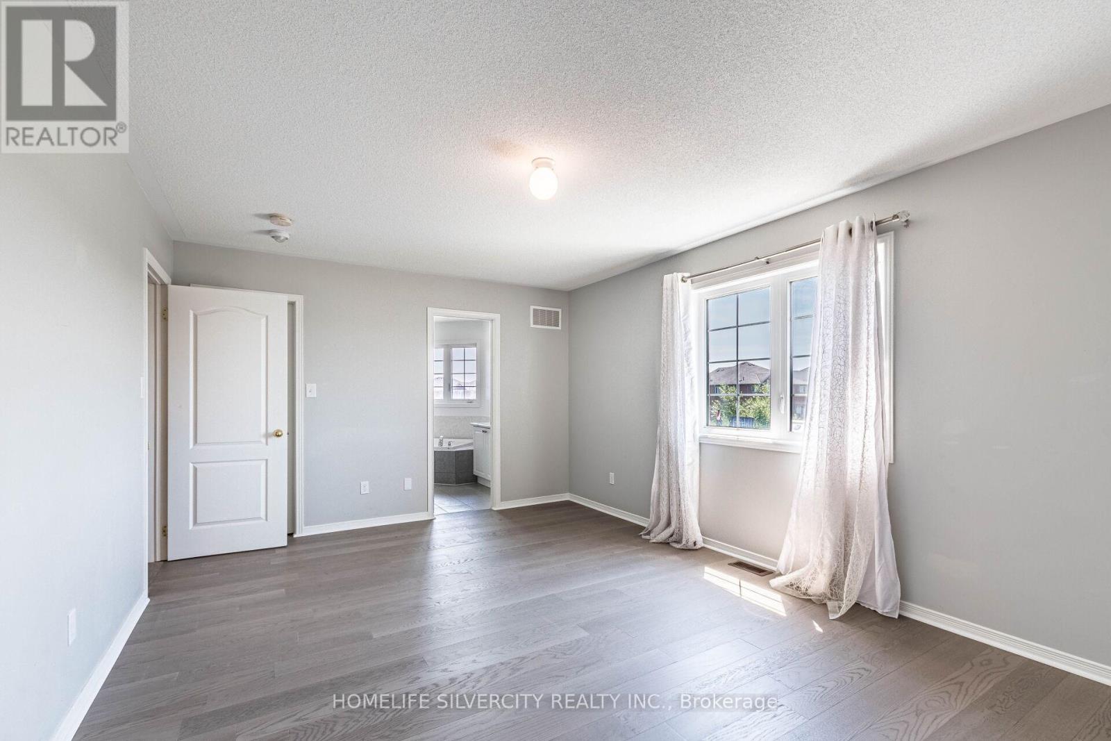 42 Cookview Drive, Brampton, Ontario  L6R 3T6 - Photo 24 - W12318515