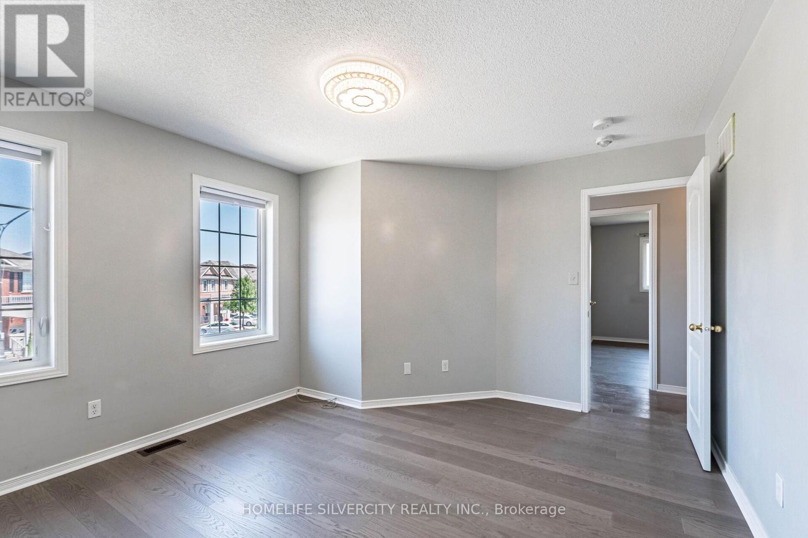 42 Cookview Drive, Brampton, Ontario  L6R 3T6 - Photo 27 - W12318515