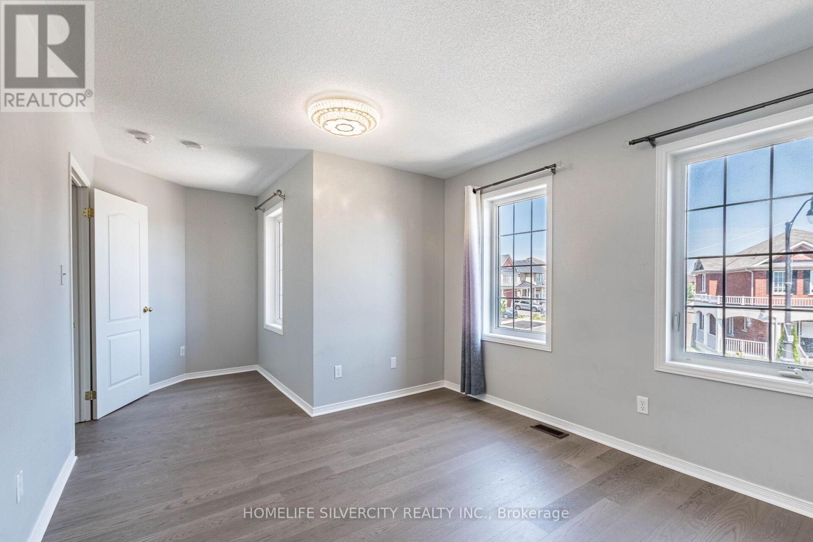 42 Cookview Drive, Brampton, Ontario  L6R 3T6 - Photo 28 - W12318515