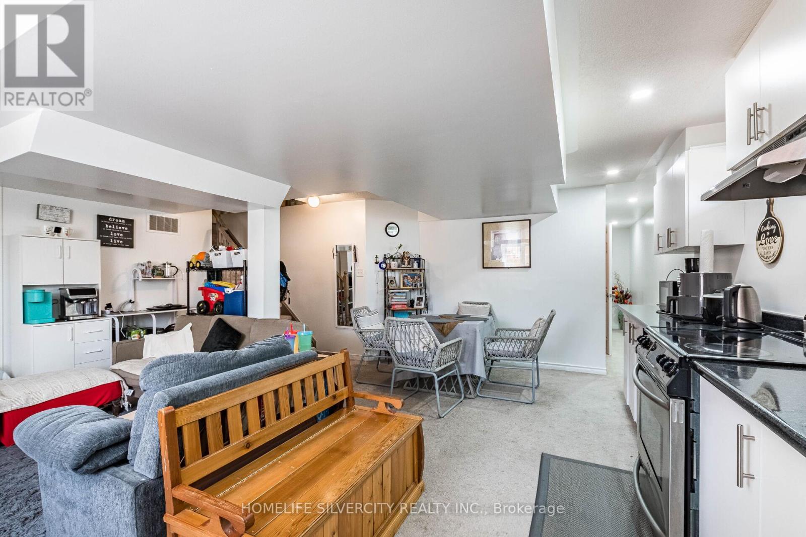 42 Cookview Drive, Brampton, Ontario  L6R 3T6 - Photo 41 - W12318515