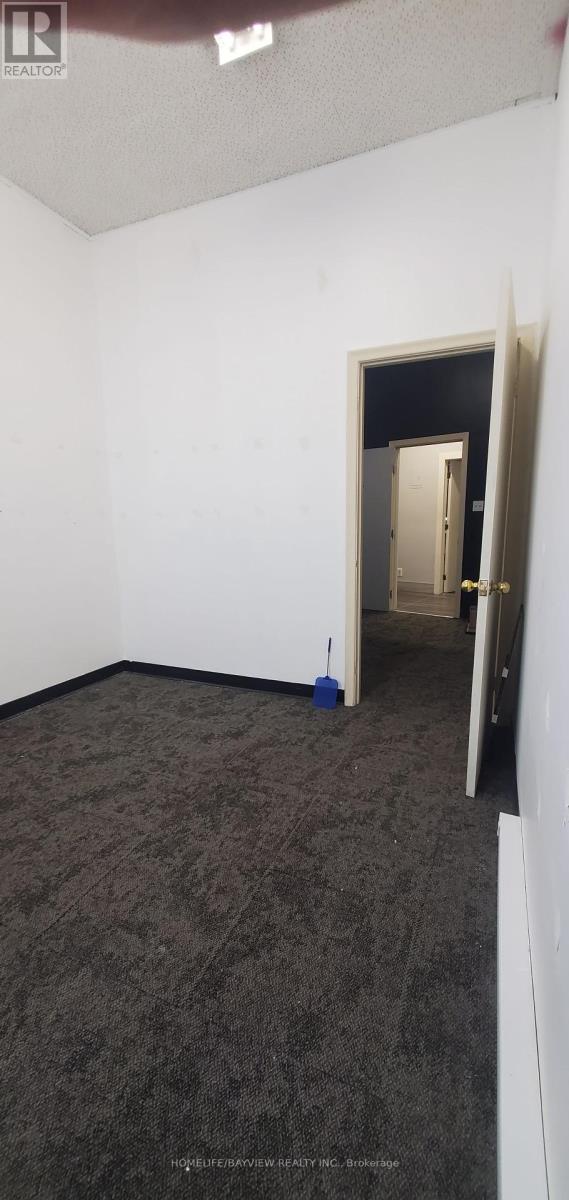206 - 377 Front Street, Belleville, Ontario  K8N 2Z9 - Photo 6 - X12318501