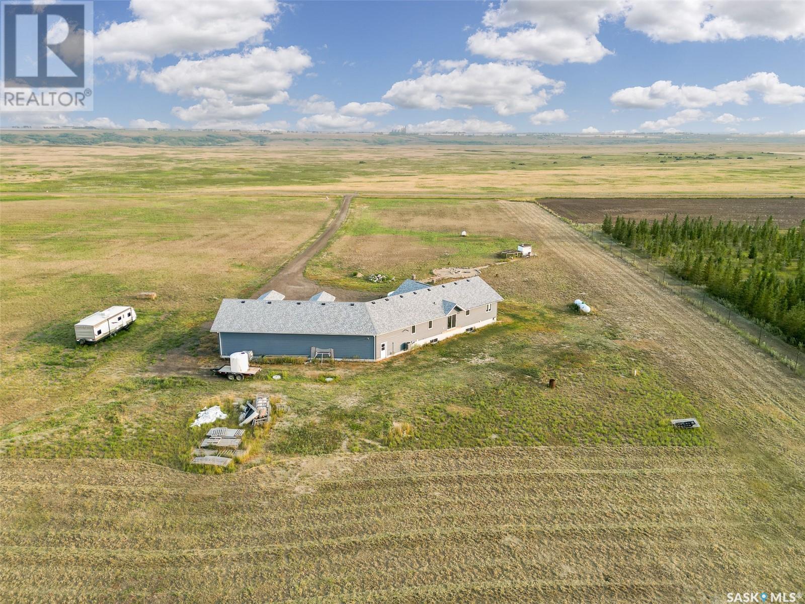 Adrian Acreage, Moose Jaw Rm No. 161, Saskatchewan  S0H 4C0 - Photo 38 - SK014344