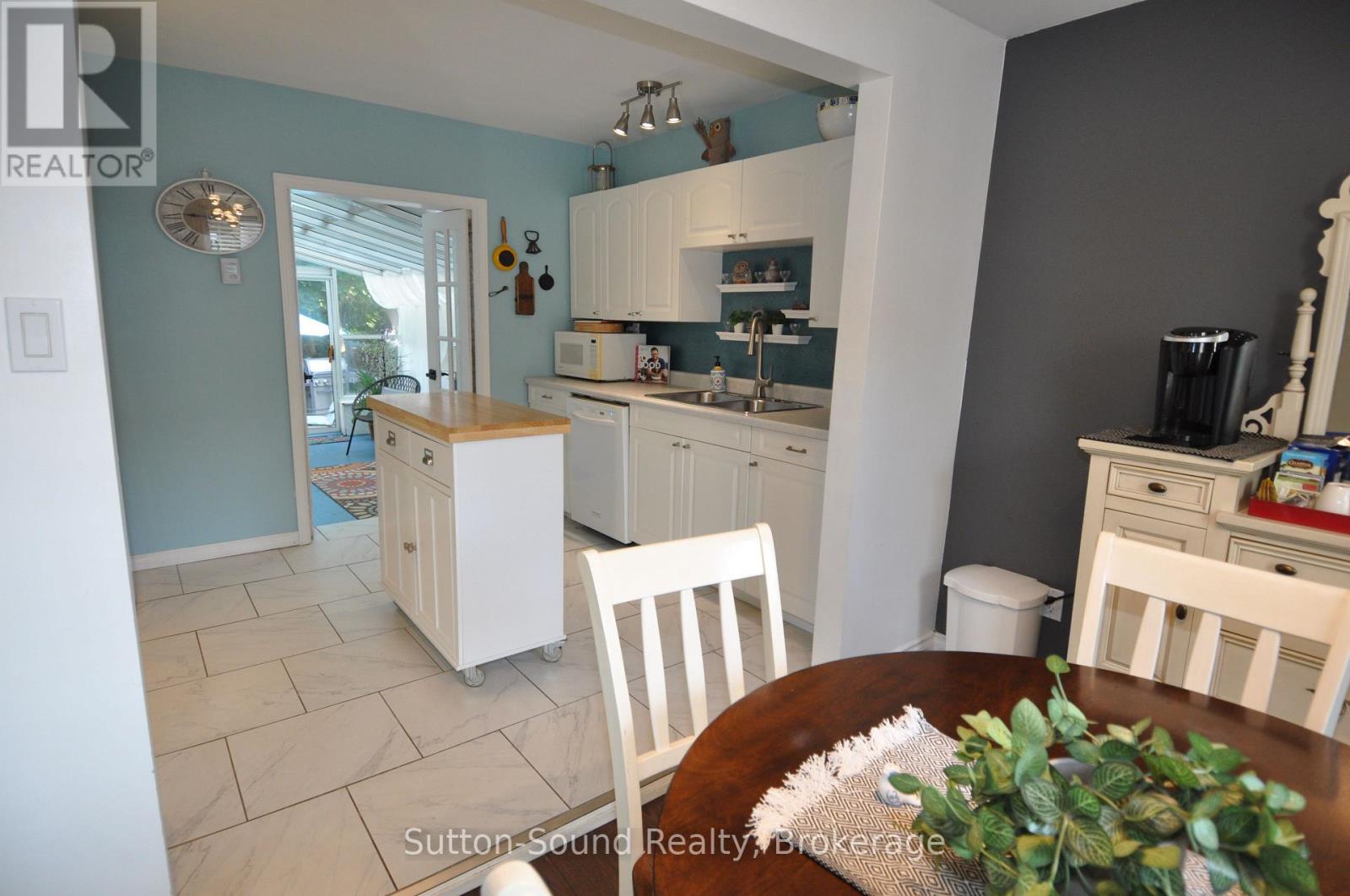 247 6th Street E, Owen Sound, Ontario  N4K 1E8 - Photo 22 - X12310472