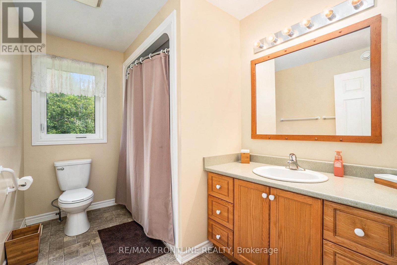 20650 Hwy 7 Highway, Tay Valley, Ontario  K0H 2B0 - Photo 25 - X12318562
