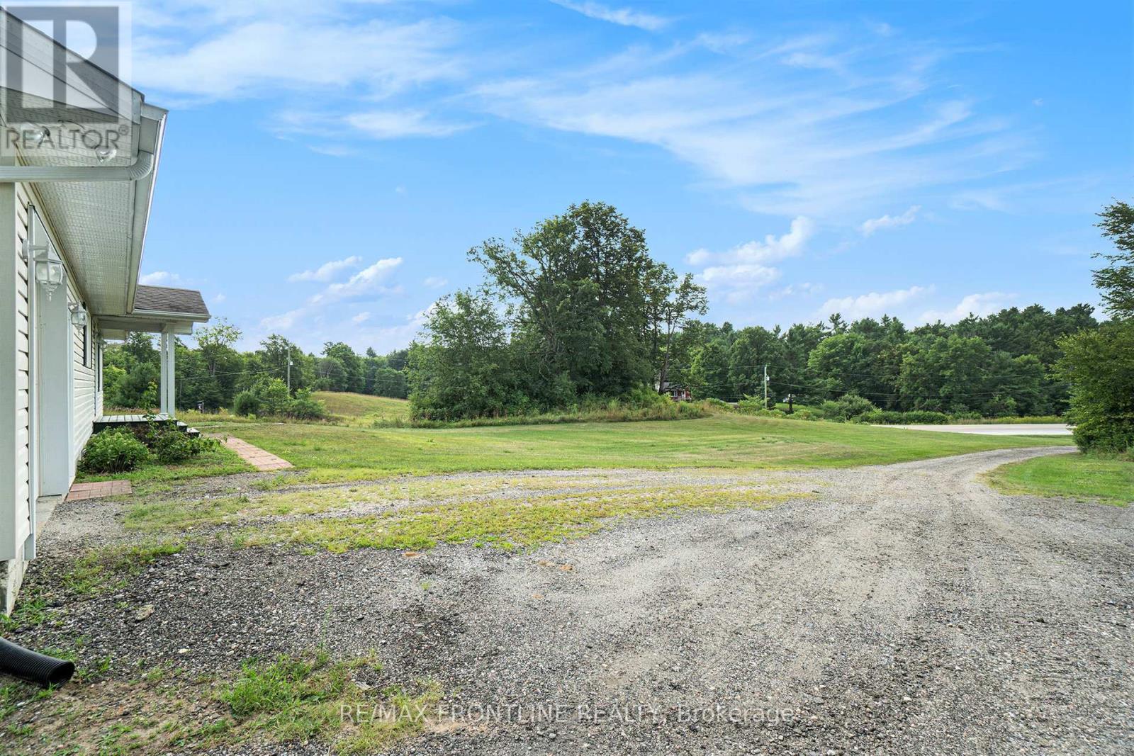 20650 Hwy 7 Highway, Tay Valley, Ontario  K0H 2B0 - Photo 32 - X12318562