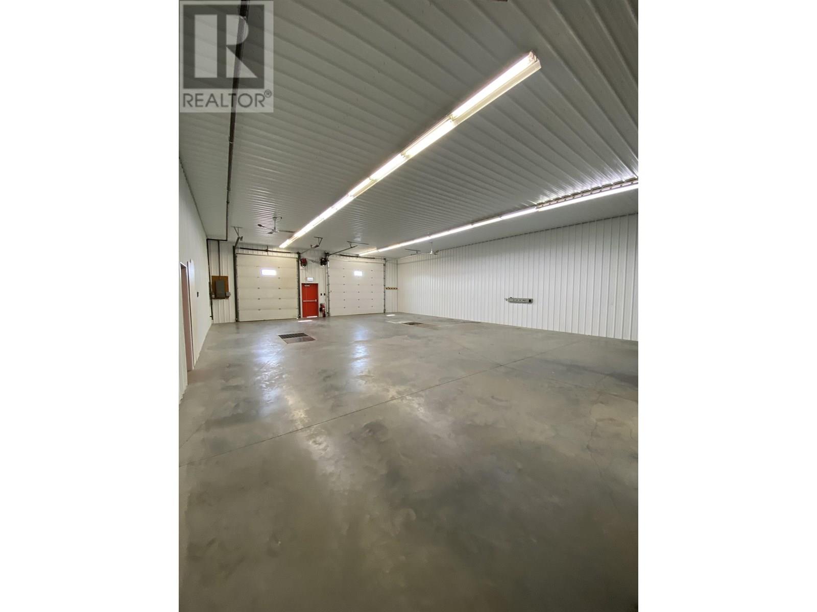 10215-10219 95 Avenue, Fort St. John, British Columbia  V1J 5J5 - Photo 8 - C8071167